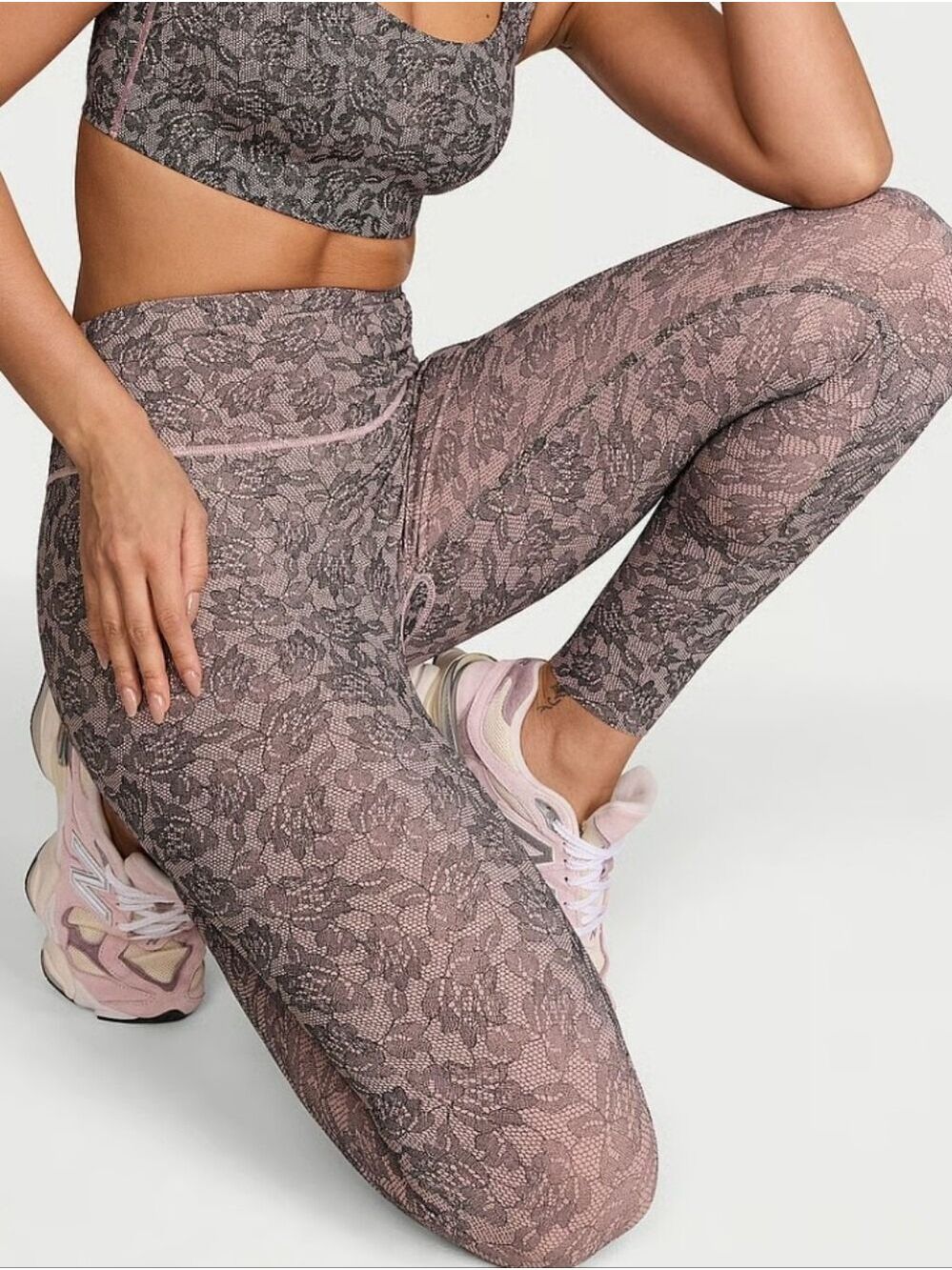 VSX Elevate Legging Sz MED NWT Solid | Lace Print